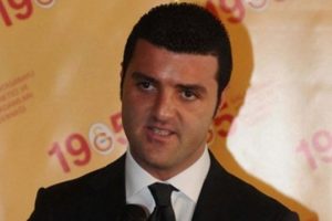 Sarıg&uuml;l'&uuml;n oğlu g&ouml;revden alındı