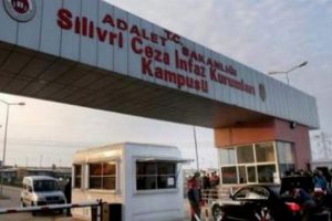KCK davası Anayasa Mahkemesi'ne g&ouml;nderildi