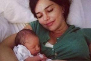 Hande Ataizi: Oğlum dinini kendi se&ccedil;ecek