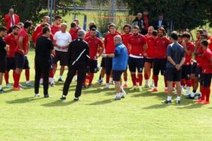 Rıza &Ccedil;alımbay'dan oyuncularına uyarı