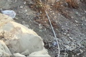 Maden iş&ccedil;ilerinin &uuml;zerine kaya d&uuml;şt&uuml;: 1 &ouml;l&uuml;, 1 yaralı