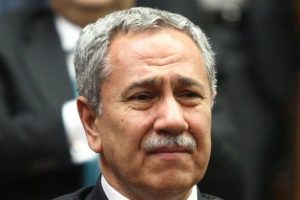 Arın&ccedil; Bursa'da hem ağladı, hem ağlattı