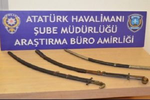 Tarihi kılı&ccedil;ları yurtdışına ka&ccedil;ırmadan yakalandı