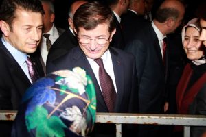 Bursa'da 60 yaşındaki kadın 5 kilometrelik yolu y&uuml;r&uuml;yerek...