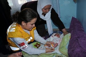 40 bin Suriyeli ve Iraklı T&uuml;rkiye'de anne oldu