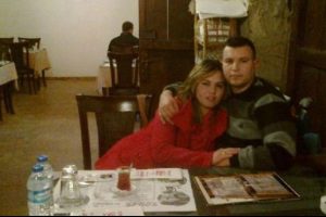 Eşini &ouml;ld&uuml;ren şahısa m&uuml;ebbet
