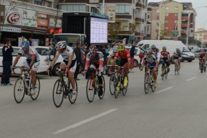 Nil&uuml;fer'de pedallar Cumhuriyet i&ccedil;in d&ouml;nd&uuml;