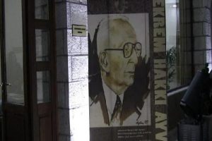 Osmanlı mimarisinin &uuml;stadı Ekrem Hakkı Ayverdi &Uuml;sk&uuml;p'te anıldı