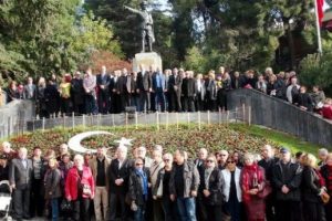 İzmit'te Atat&uuml;rk'&uuml; anma etkinlikleri