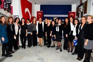 'Yer G&ouml;k Atat&uuml;rk Sergisine' b&uuml;y&uuml;k ilgi