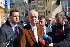 "Prensiplerini değiştirenlerden adam &ccedil;ıkmaz"