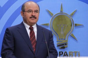 "Biz icraat yapıyoruz, onlar tahribat yapıyor"