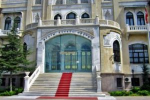 &Ccedil;alıntı tablo davasında 9 tutuklama