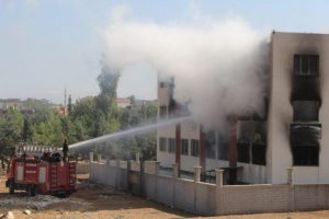 Nusaybin'de yurt binası ile banka şubesine molotoflu saldırı