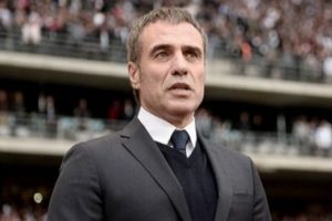 Trabzonspor Ersun Yanal'ı borsaya bildirdi