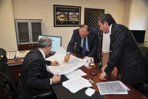 Başkan &ccedil;ağlayan 4. etap projeyi TOKi'ye sundu