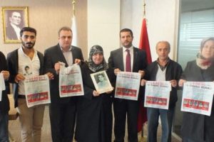 Alışveriş poşetleri kayıp &ccedil;ocukların umudu olacak