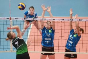 Bursa B&uuml;y&uuml;kşehir UVC'ye set vermedi:3-0