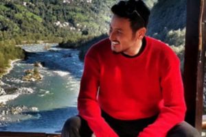 Metin Arolat Ayder'den ev alacak...