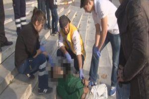 Gezi Parkı merdivenlerinde bonzai krizi