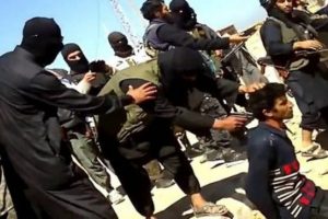 IŞİD ve Nusra birbirine girdi! 2 lider idam edildi