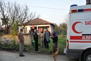 Bir başına &ouml;ld&uuml;, k&ouml;peği sayesinde bulundu