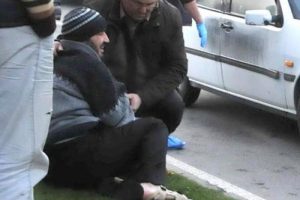 Annesi kazada &ouml;len polisin g&ouml;zyaşları