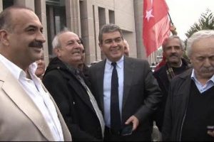 Serbest kalann TGB'liler adliye &ouml;n&uuml;nde a&ccedil;ıklama yaptı