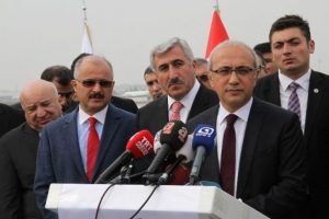 Atat&uuml;rk Havalimanı'ndaki yeni park alanlarını a&ccedil;tı