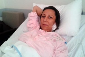 6 ay &ouml;m&uuml;r bi&ccedil;ilmişti! O &ouml;ğretmen sağlığına kavuştu