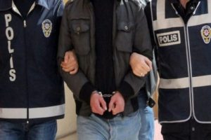 Y&uuml;ksekova'da şafak operasyonu: 8 g&ouml;zaltı