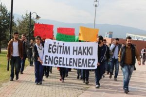 Uzaklaştırılan arkadaşları i&ccedil;in y&uuml;r&uuml;d&uuml;ler