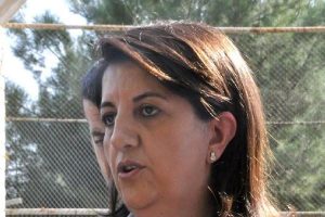 '&Ouml;calan Mart-Nisan'da silah bırakma &ccedil;ağrısı yapabilir'