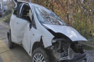 Ma&ccedil; yolunda kaza: 2 &ouml;l&uuml;, 1 yaralı