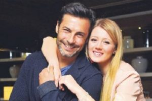Gizem Karaca: &Ouml;p&uuml;şmek el sıkışmak gibi...