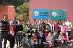 &Ccedil;ukurova &Uuml;niversitesi'nden k&ouml;y okullarına destek