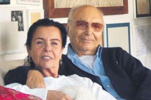 Memduh &Uuml;n hastaneye kaldırıldı