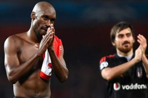 Atiba Hutchinson rest &ccedil;ekti