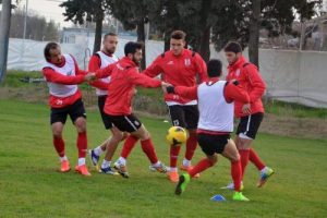 Balıkesirspor'un dipten kurtulma ma&ccedil;ı