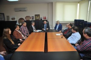 &Ccedil;ağlayan, m&uuml;teahhitlerle bir araya geldi