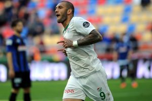 Şenol G&uuml;neş iki ismin bonservislerini istiyor!