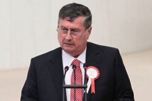 "Kafanıza meteor taşı mı d&uuml;şt&uuml;?"