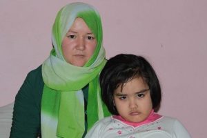 Afgan kadının y&uuml;rek dağlayan feryadı