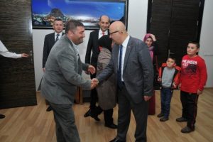 Bağış&ccedil;ı gurbet&ccedil;iden Erdoğan'a &ouml;vg&uuml;ler