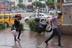 Bursa yağmura teslim | Hava durumu soğuk | Haftasonu karlı