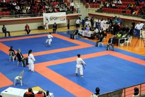 T&uuml;rkiye Karate şampiyonası Samsun'da başladı