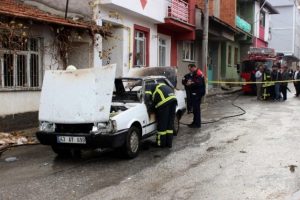 Para vermedi diye dayısının aracını yaktı