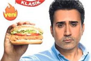 Emrah'ın aldığı para dudak u&ccedil;uklattı!