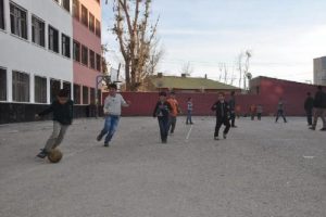 O okulda eğitim yeniden