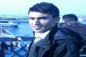 &Ouml;ğretmen ge&ccedil;ici işinde d&ouml;v&uuml;lerek &ouml;ld&uuml;r&uuml;ld&uuml;